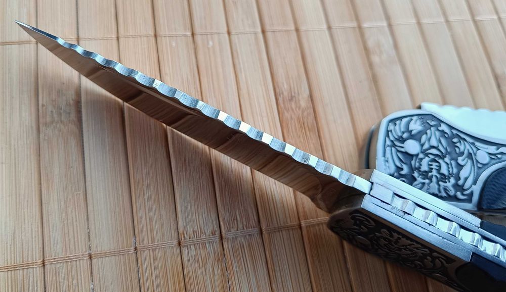 Сгъваем нож Лев / Пантера