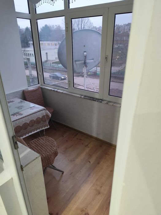 Продава се Тристаен апартамент в Разград, Център - 1000 кв.м за 64 €/кв.м - Снимка #19