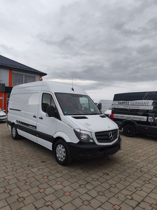 Mercedes-Benz Sprinter 316 CDI An 2016 Climă Navigație Mare Cârlig Mercedes Sprinter 316 CDI An 2016 Climă Navigație Mare Cârlig de remor