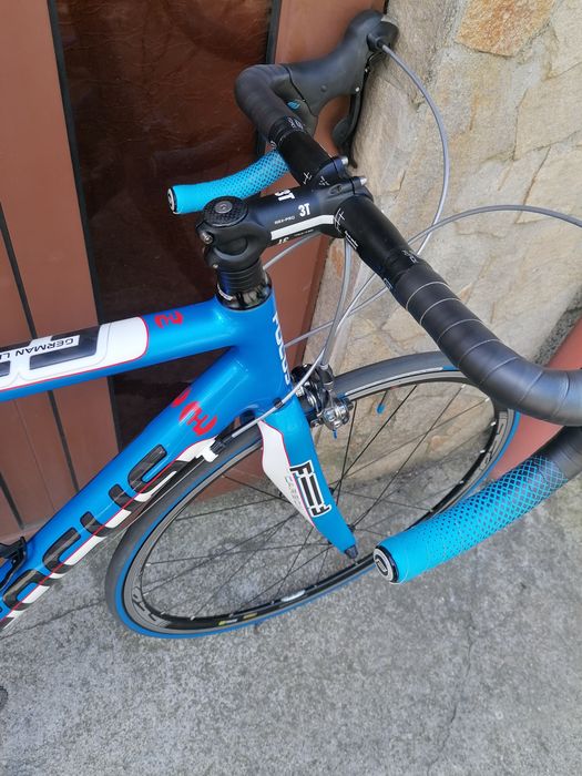 Шосеен FOCUS  Carbon, 2*10 Shimano 105