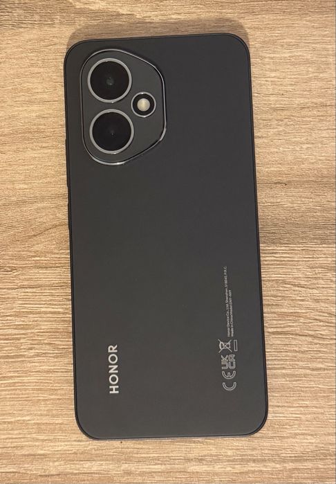 Vând urgent telefon Honor 400