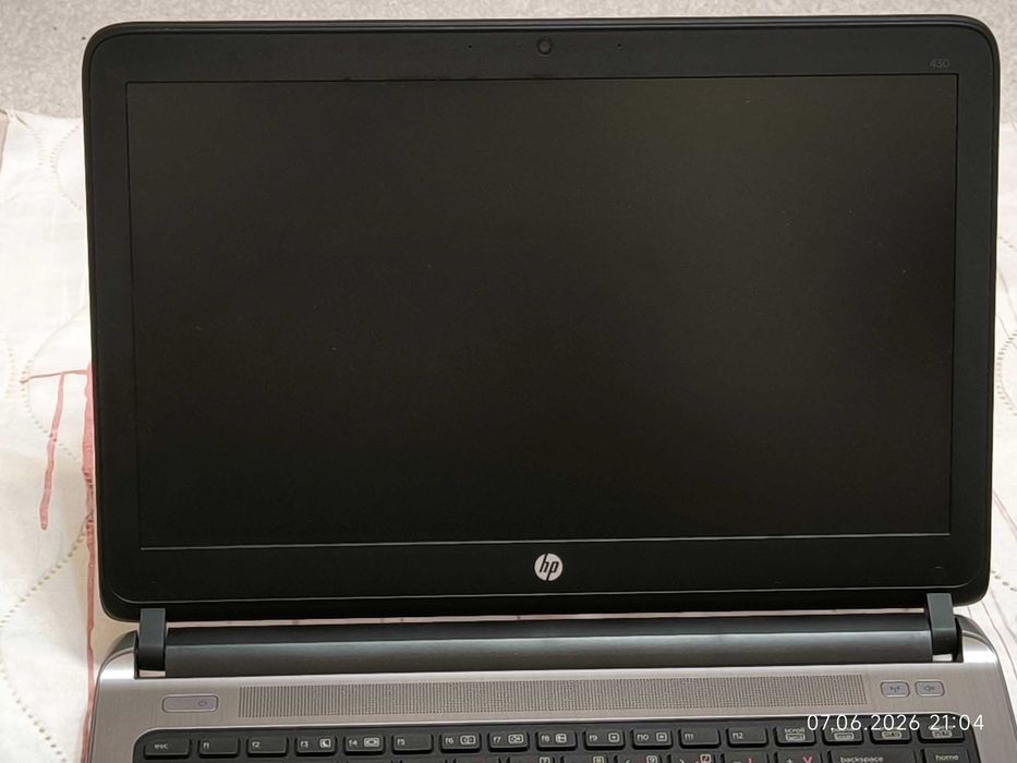 Продавам HP Probook 430 G2 - 8 gb; ssd 500gb