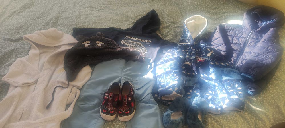 Подарявам дрешки за момче  №104