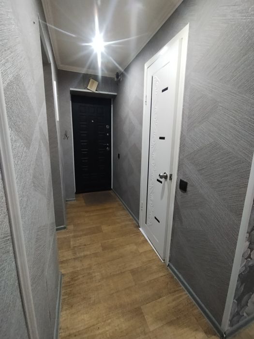 Продам квартиру Назарбаева 38