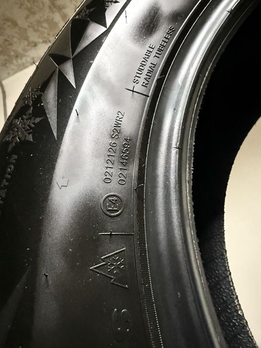 Продам зимние шины 265/65/18