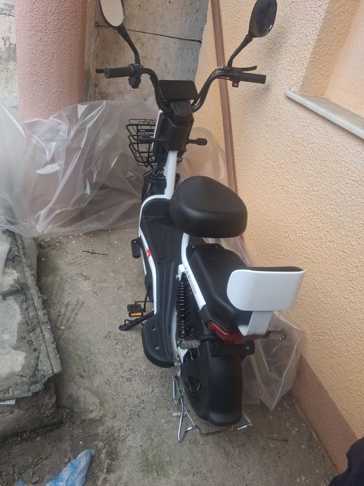Scuter electric de vanzare