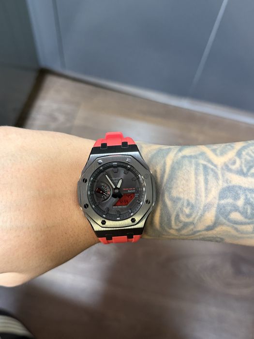Casio G-Shock GA-B2100 Red Edition , Solar-Bluetooth .чисто нов