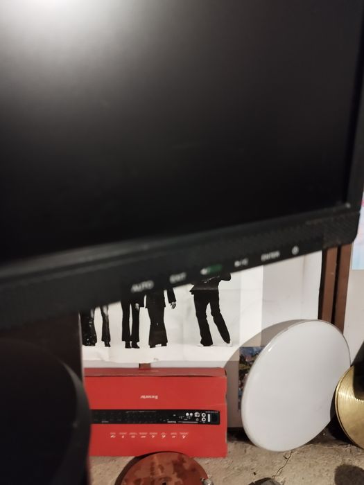 Monitor LED Fujitsu E24T-7 Pro (24 inch), Full HD, Boxe integrate