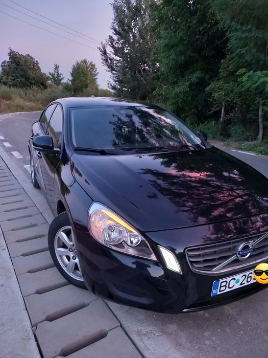 VOLVO S60 2011 — imagine 5