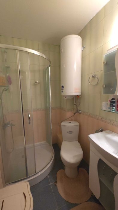 Продавам 3-СТАЕН апартамент