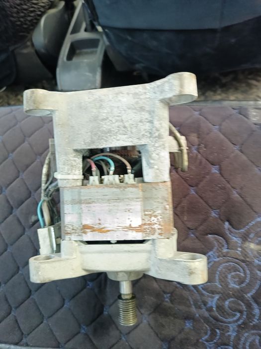 Продам двигатель стиралки