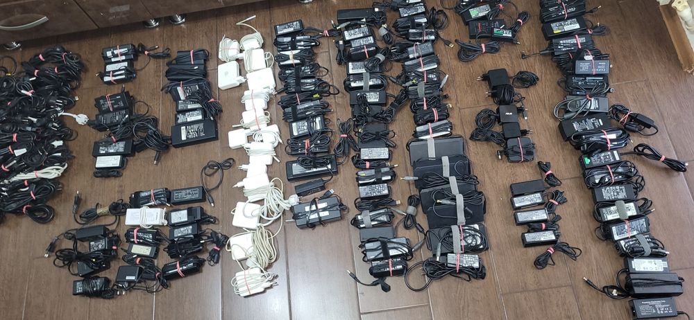 Încărcătoare originale laptop