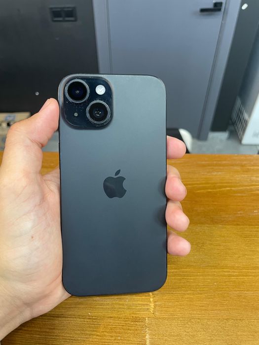 iPhone 15 с коробкой