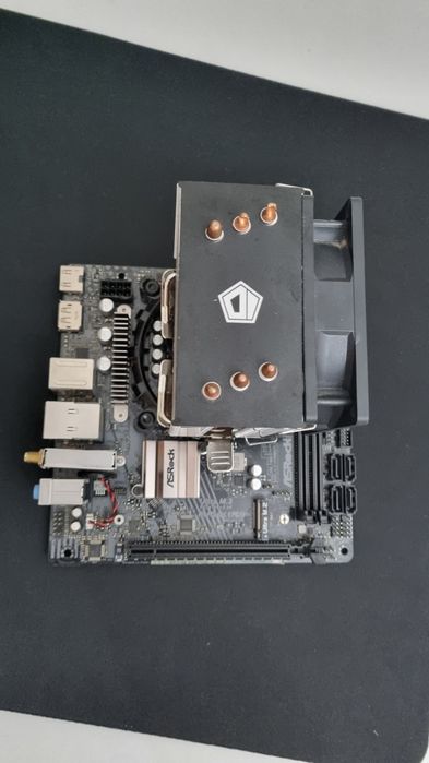 i3-10100F + ASRock H410M-ITX/ac + Кулер