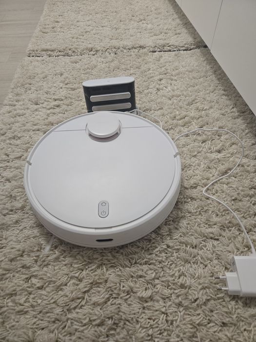 Робот прахосмукачка Xiaomi Mi Robot Vacuum-Mop Pro.