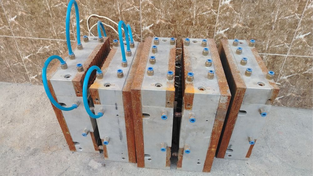 Kanistra ishlab chiqaradigan stanok