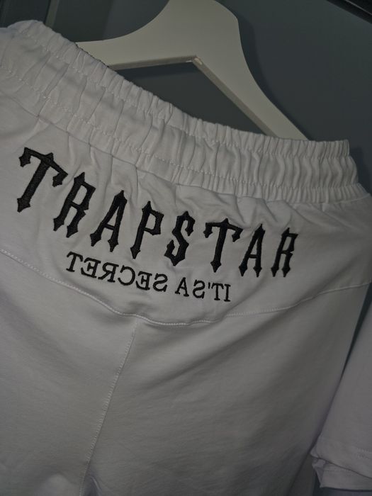 Compleu - reducere  TRAPSTAR  / Essentials  / dsquared2