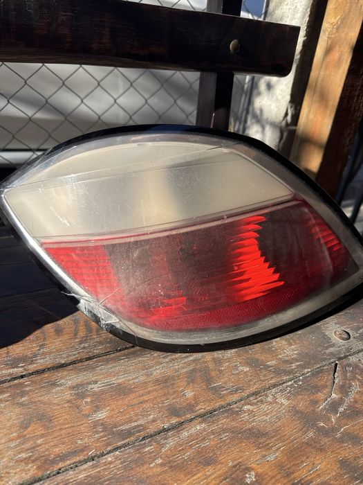 Управление за аварийни светлини и врати и ляв стоп за Opel Astra H