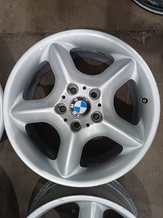 Диски R17 5x120 на BMW.