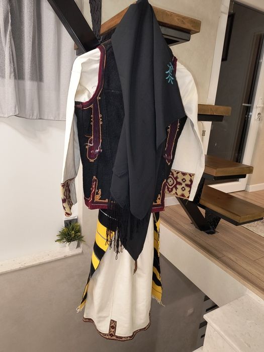 Автентична Македонска носия