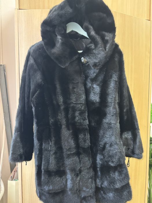 Продам норковую шубу