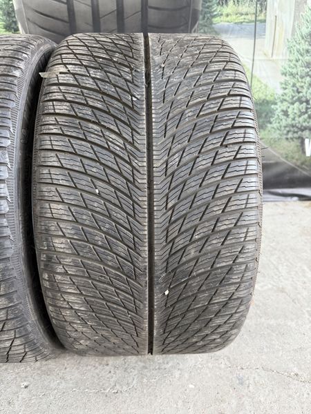 305/30/21 MICHELIN 2бр