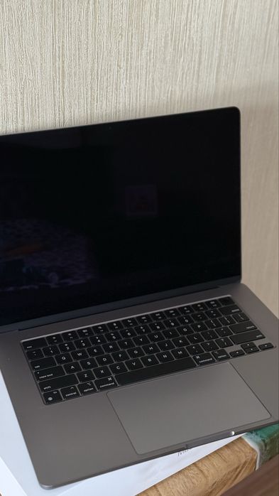 15-inch MacBook Air (M2)