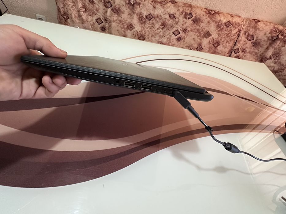 Лаптоп Acer aspire