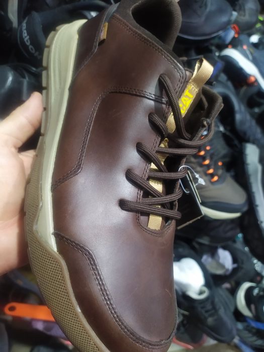 Продаются кроссовки Cat