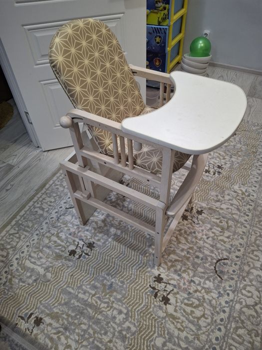 Детское кресло для кормления