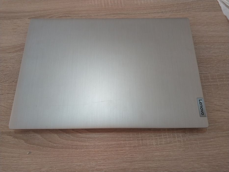 Lenovo noutbukini olmoqchi bo'lganlar bog'laninglar