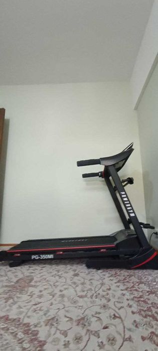 Продается Беговая дорожка "POWER GYM"