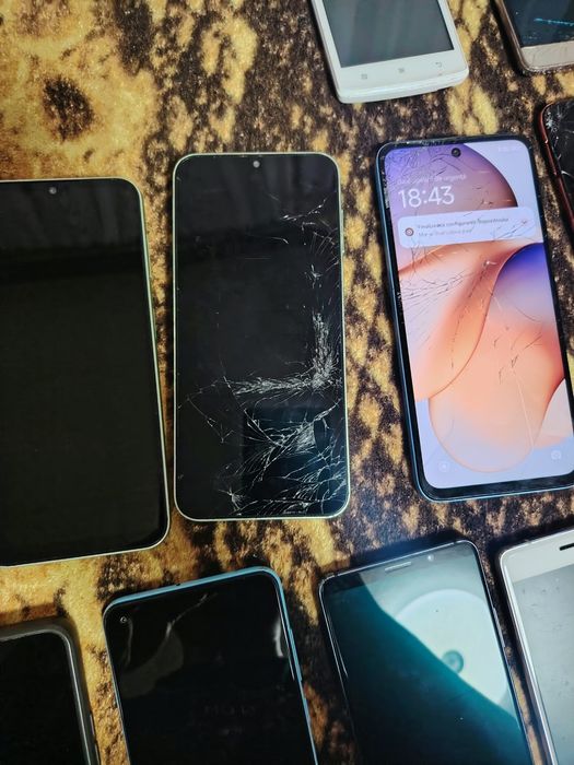 Telefoane de piese