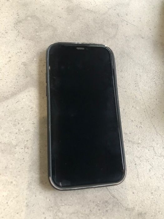 Iphone 12 pro нов