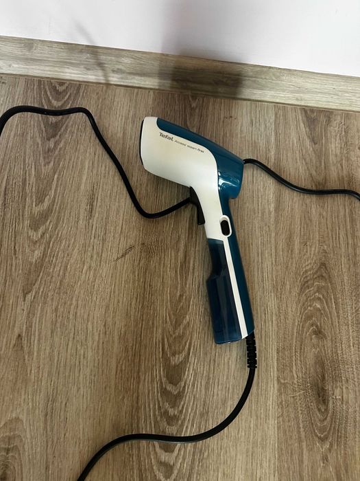 Нов уред за гладене с пара TEFAL