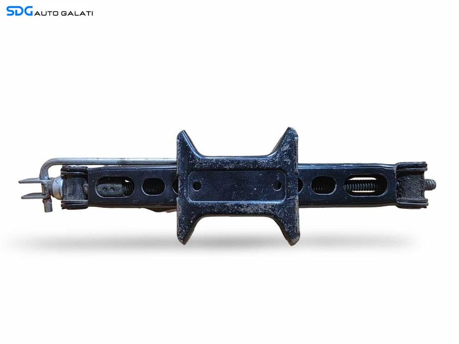 Cric Dacia Logan 1 2004 - 2012 Cod 8200858025 [N6468]