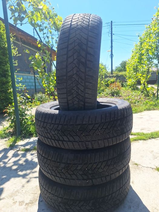 Set anvelope Dunlop (M+S) și Nokian (de vară)+ rezervă