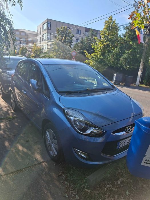 HYUNDAI ix20 2011 — imagine 3