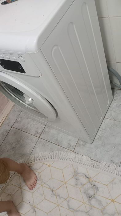 Стиральная машина Indesit