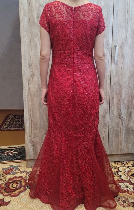 Вечерние длинные платье