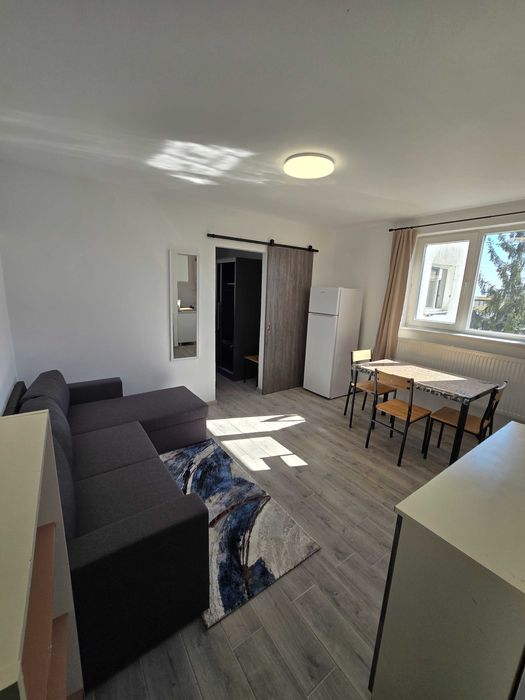 Vand apartament două camere