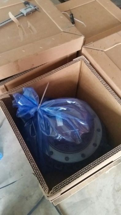 Transmisi finale excavator takeuchi hidromotor