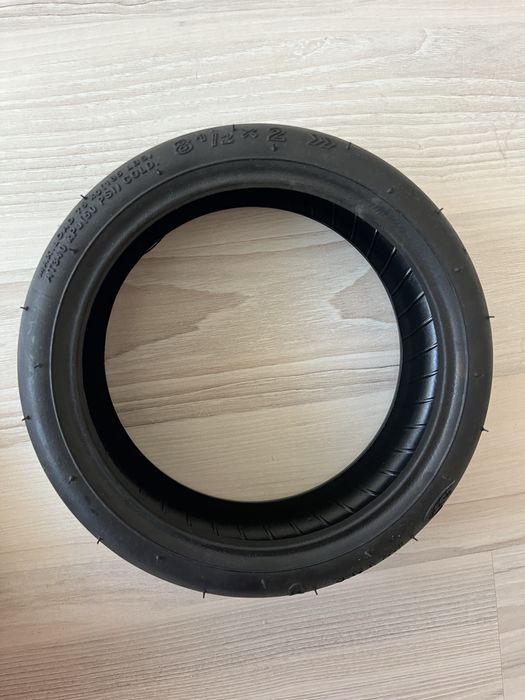 Гума за тротинетка