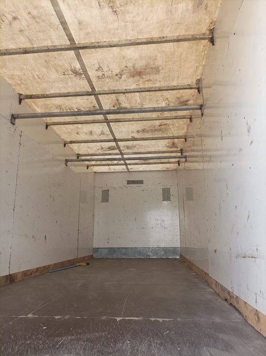 Isuzu 10 tonnalik sotiladi