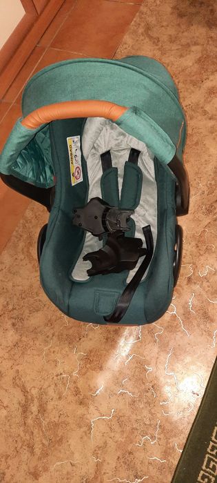 Продаю коляску 3 в 1