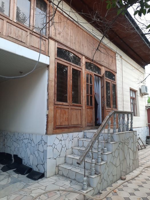 Hovli sotiladi! Barcha sharoitlarga ega