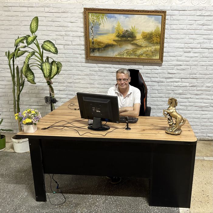 Компьютерный стол , офисный стол