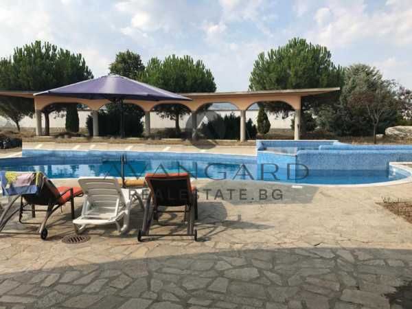 Продава се Къща в Пловдив, Коматево - 6000 кв.м за 116 €/кв.м - Снимка #6