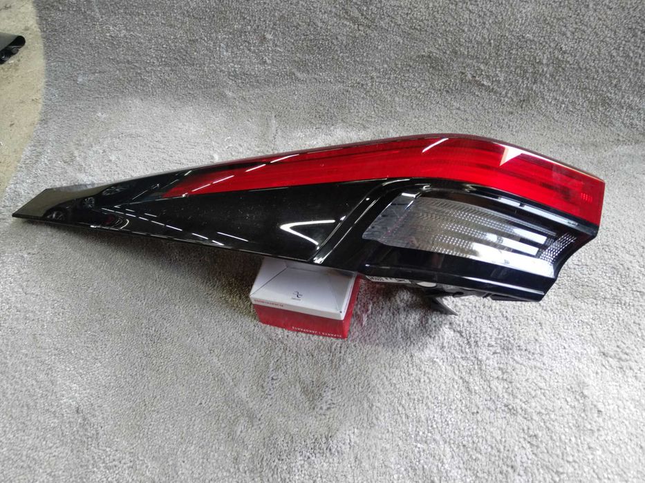 Toyota CHR 2023 ляв стоп