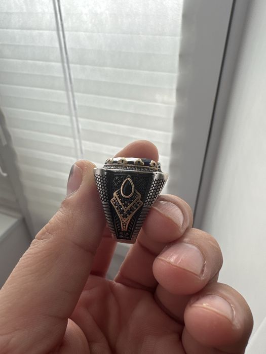 Продам кольцо мужское